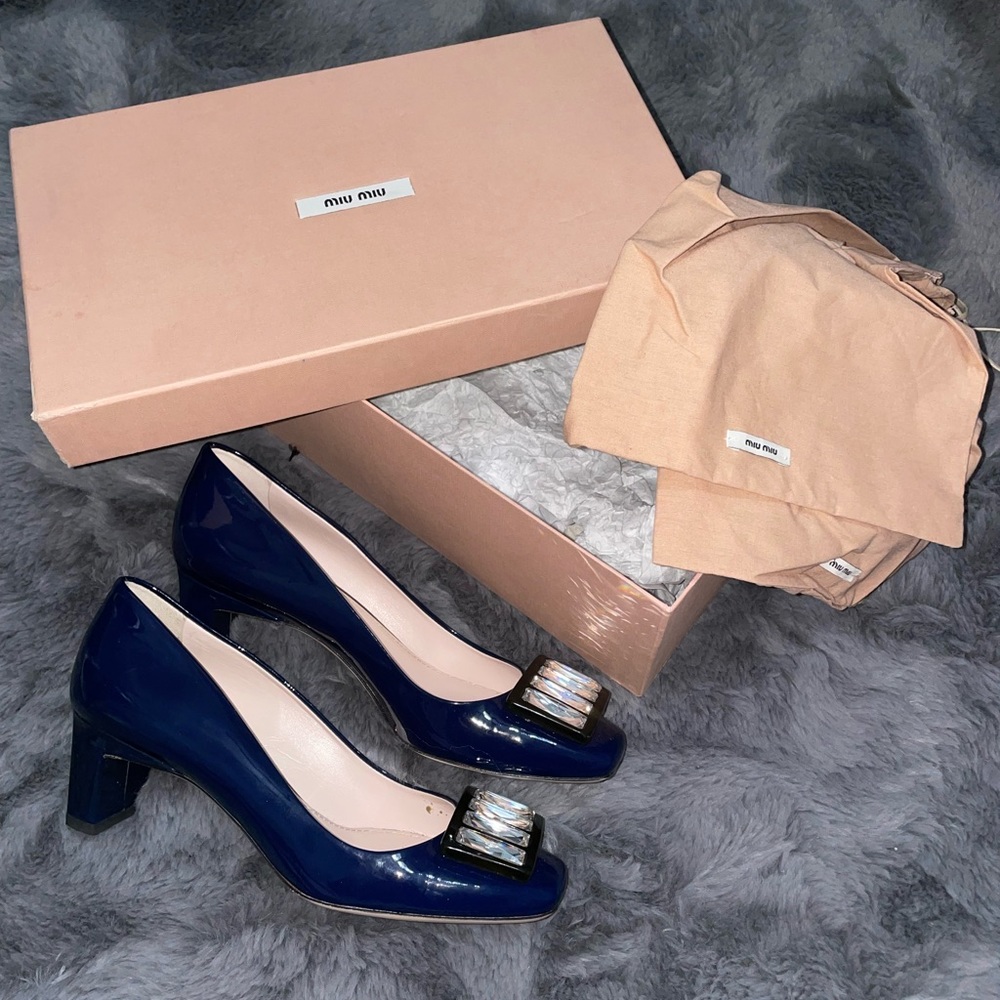Miu Miu Vernice 6 Royal Crystal Toe Pump